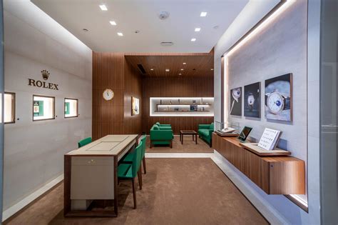 buying rolex aventura